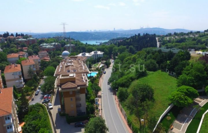 Недвижимость в Турции в элитном комплексе Бешикташ, с видом на Босфор