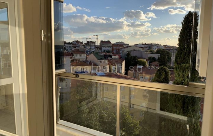 Живите с видом на легенду: эксклюзивная квартира у Босфора в Стамбуле