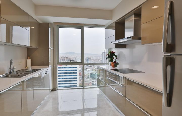 Умрание: современное жилье с панорамой Стамбула и удобствами на первом этаже