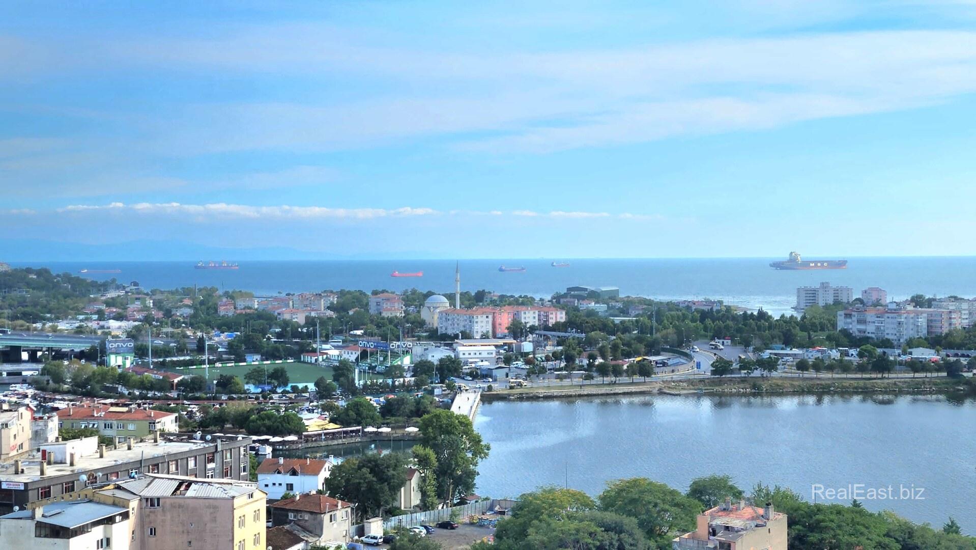 Modern Istanbul Living: Investment Opportunity in Küçükçekmece