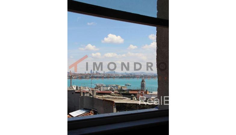 Charming Apartment with Sea View in Vibrant Beyoglu