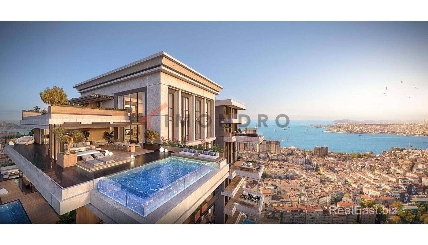 Luxurious Apartment with Sea View in Central Istanbul