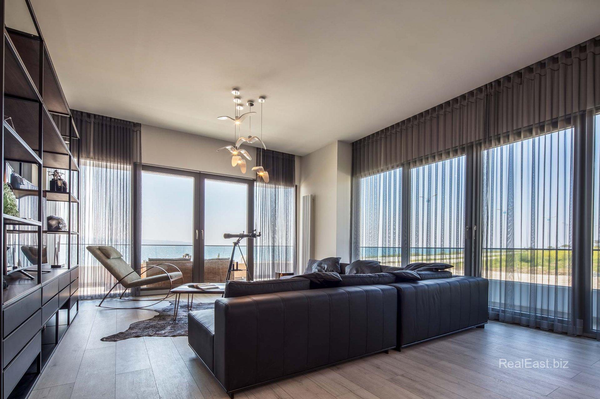 Stylish 1+1 Apartment with Sea View in Istanbul