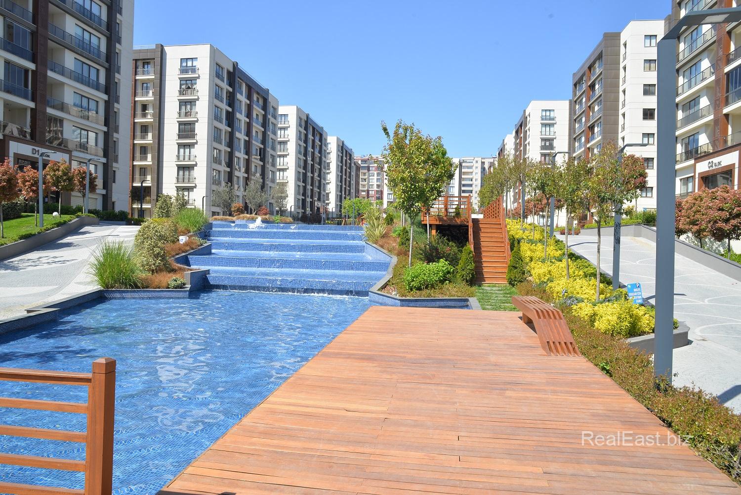 Spacious 4+1 Apartment in the Heart of Istanbul