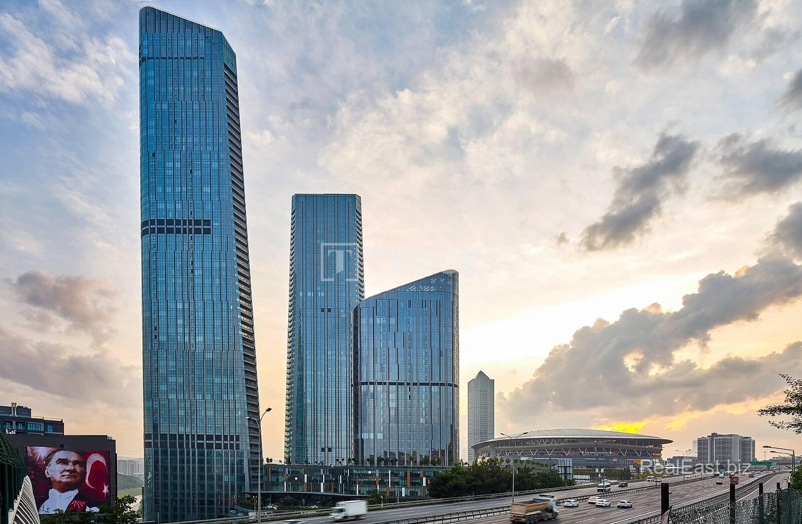 Spacious Family Apartments with Urban Panorama in Istanbul