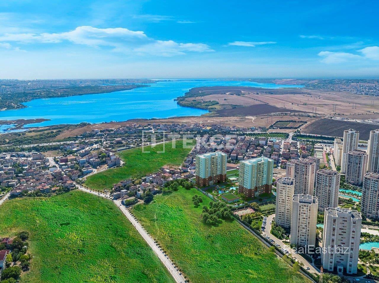 Contemporary Lakeview Apartment in Avcılar, Istanbul
