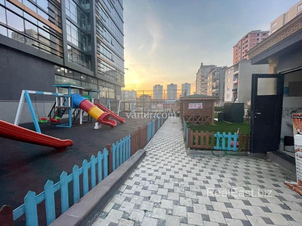 Spacious 3+1 Apartment for Sale in Vibrant Kadıköy