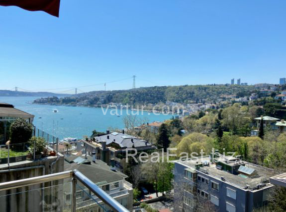Charming Duplex Apartment with Bosphorus View