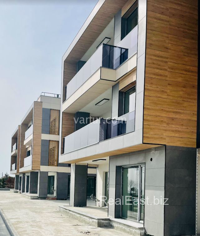 Charming Sea View Apartment in Beylikdüzü