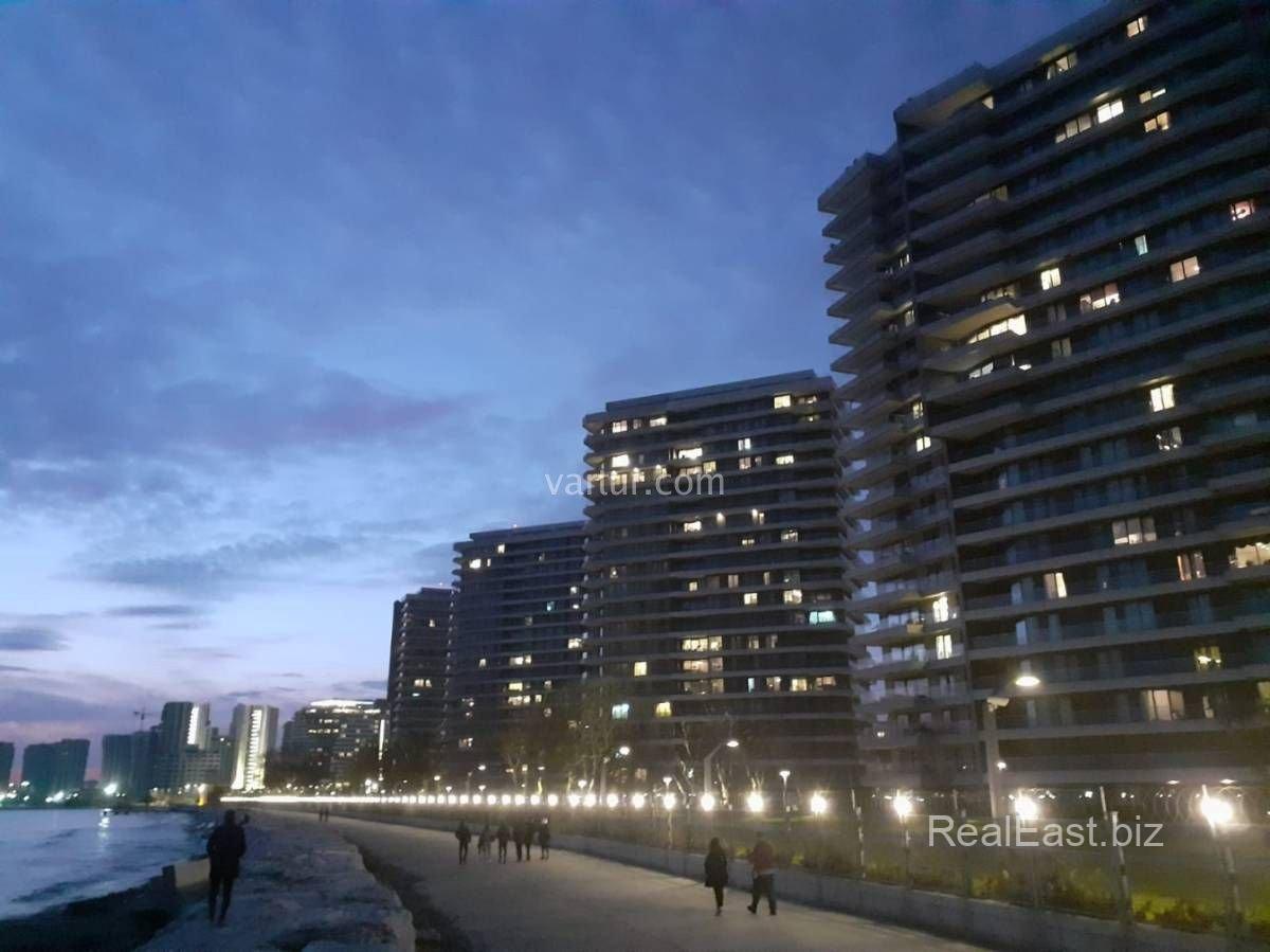 Stunning Seaside Apartment in Elite Bakırköy