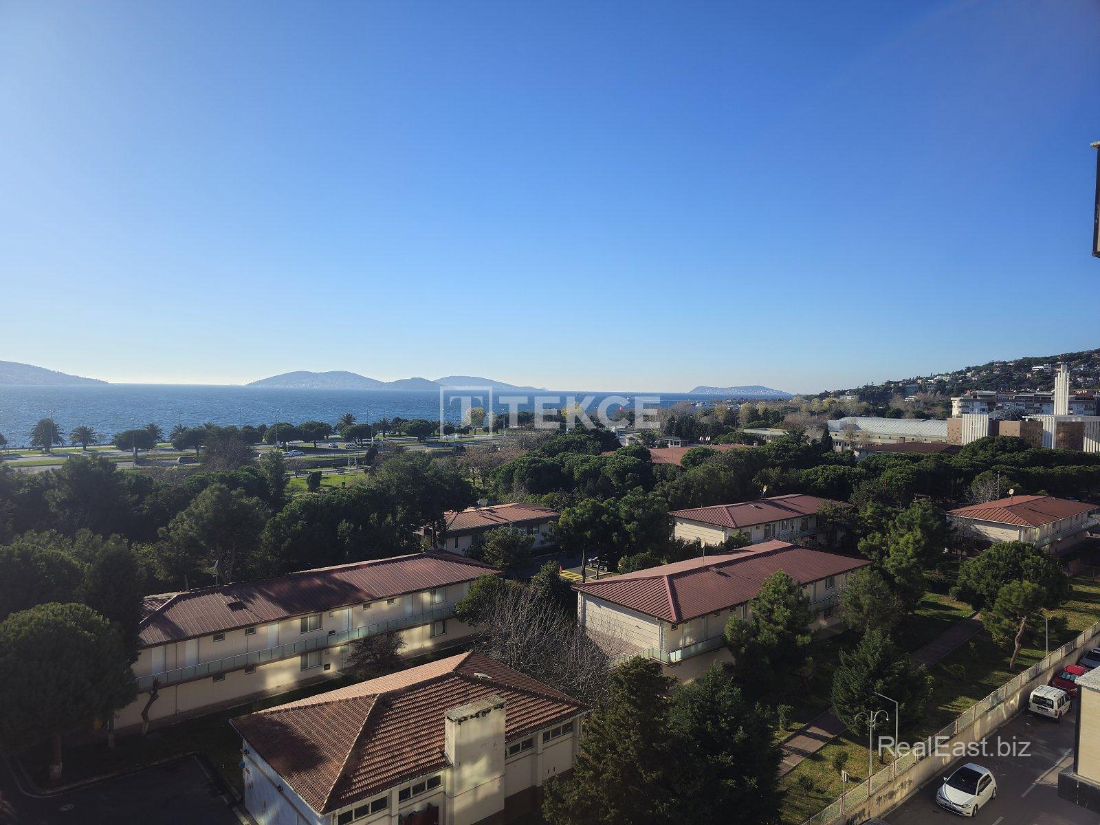 Spacious Sea-View Apartment in Kartal, Istanbul