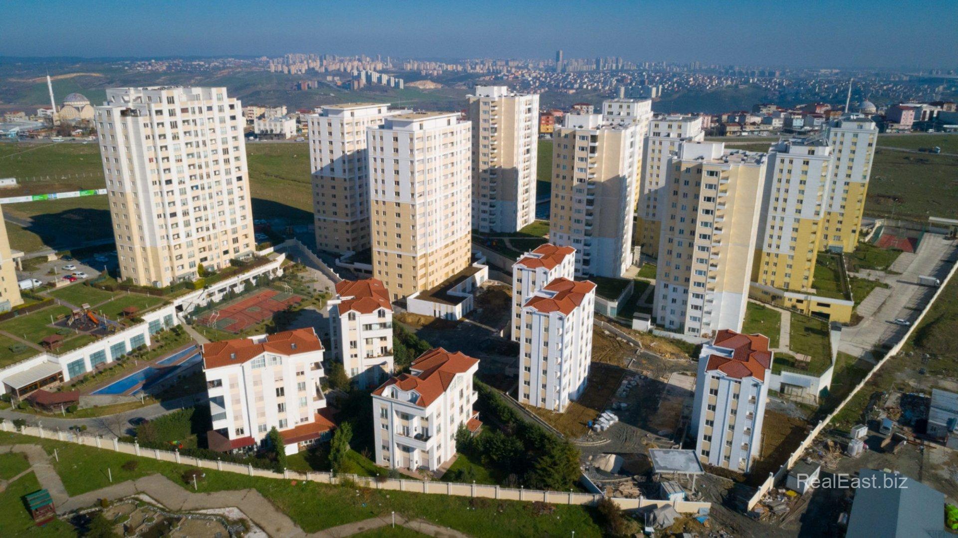 Spacious 5+1 Apartment in the Heart of Istanbul