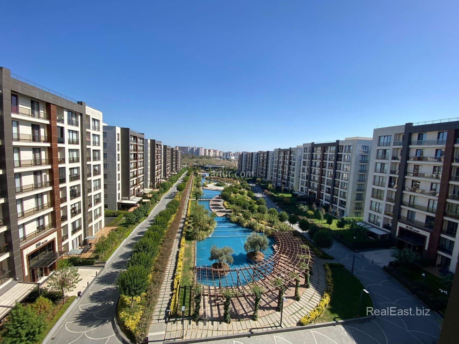 Modern Apartment in Vibrant Beylikduzu, Istanbul