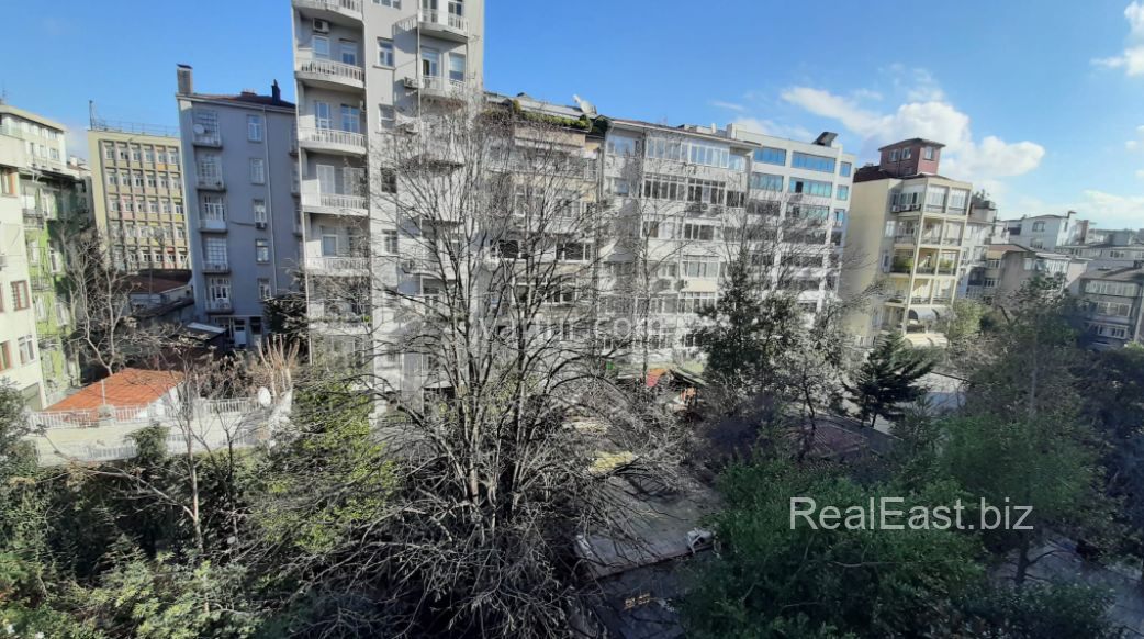 Spacious Modern Apartment in the Heart of Istanbul