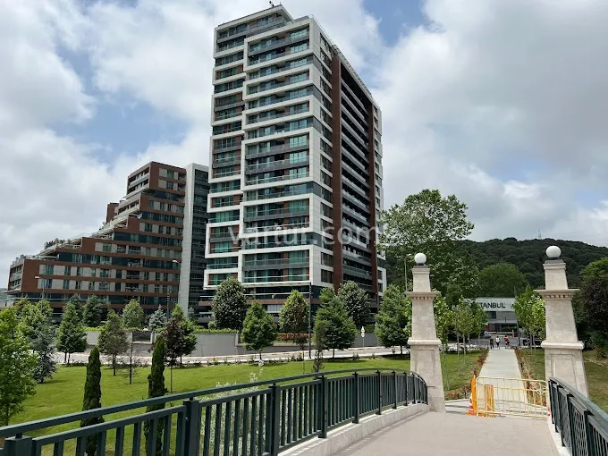 Elegant 2+1 Apartment in Prestigious Sariyer