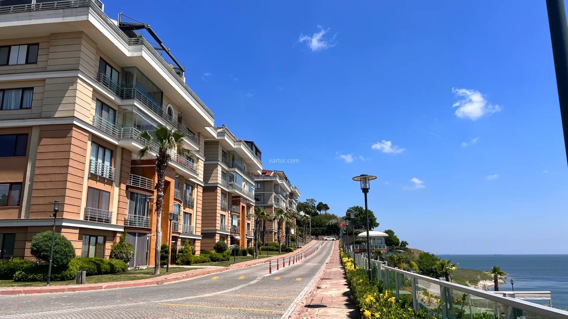 Stunning Family Apartment in Tranquil Büyükçekmece