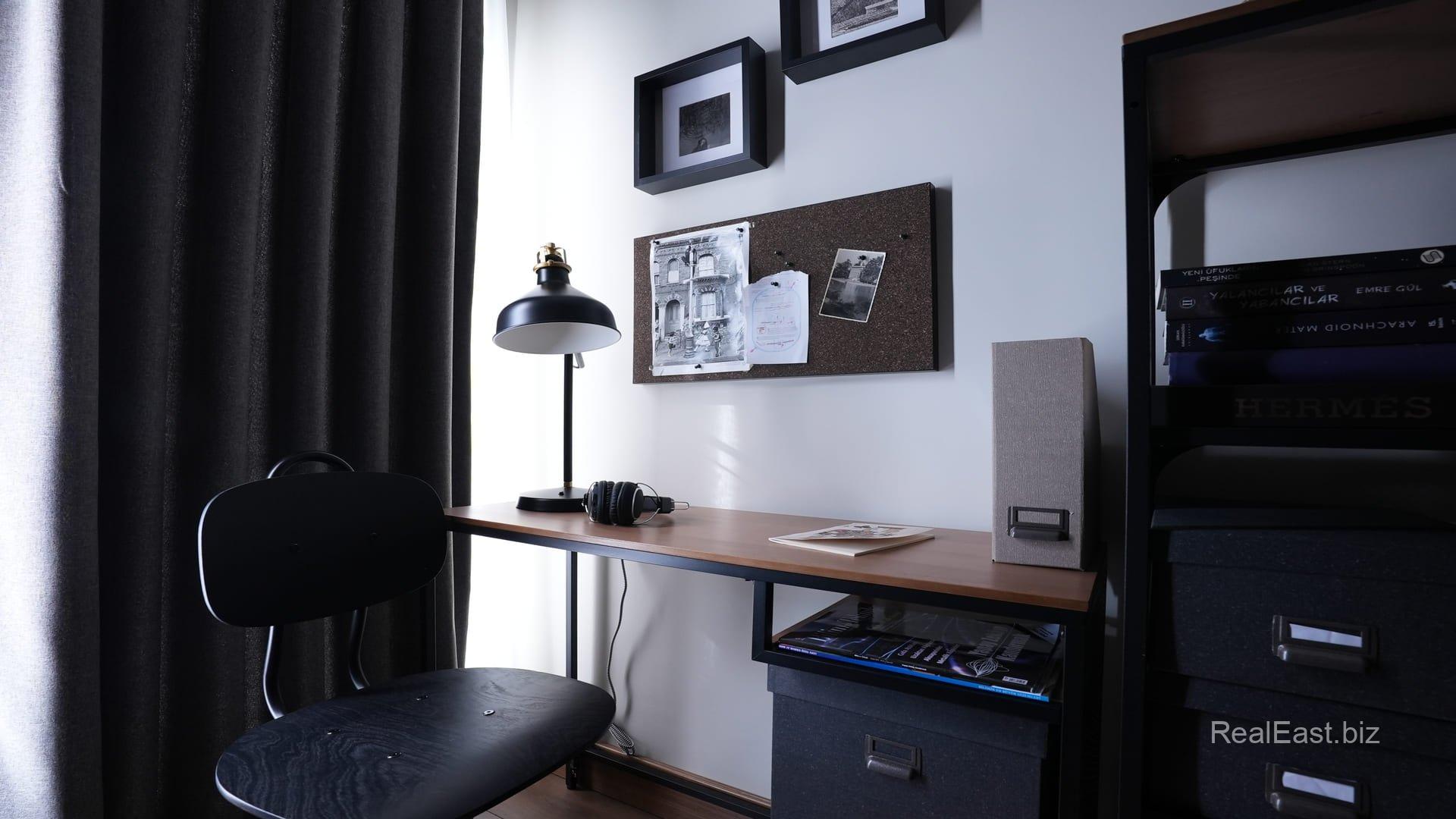 Spacious 2+1 Apartment in Istanbul's Marmara Region