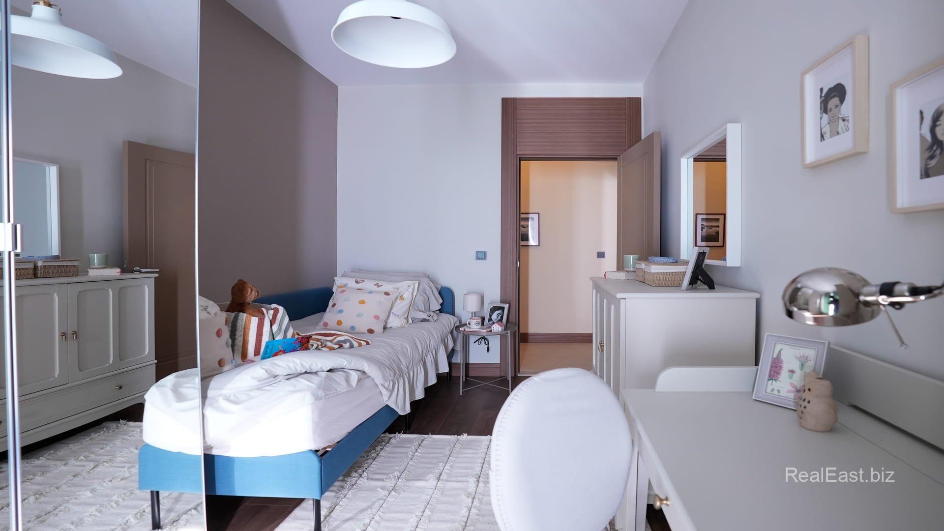 Spacious 3+1 Apartment with Scenic Views in Istanbul