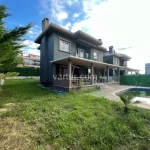 Huzurlu Silivri'de Lüks Villa (İlan No: 8011)