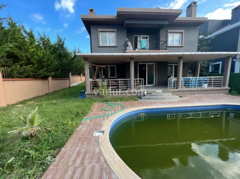 Luxurious Villa in Tranquil Silivri