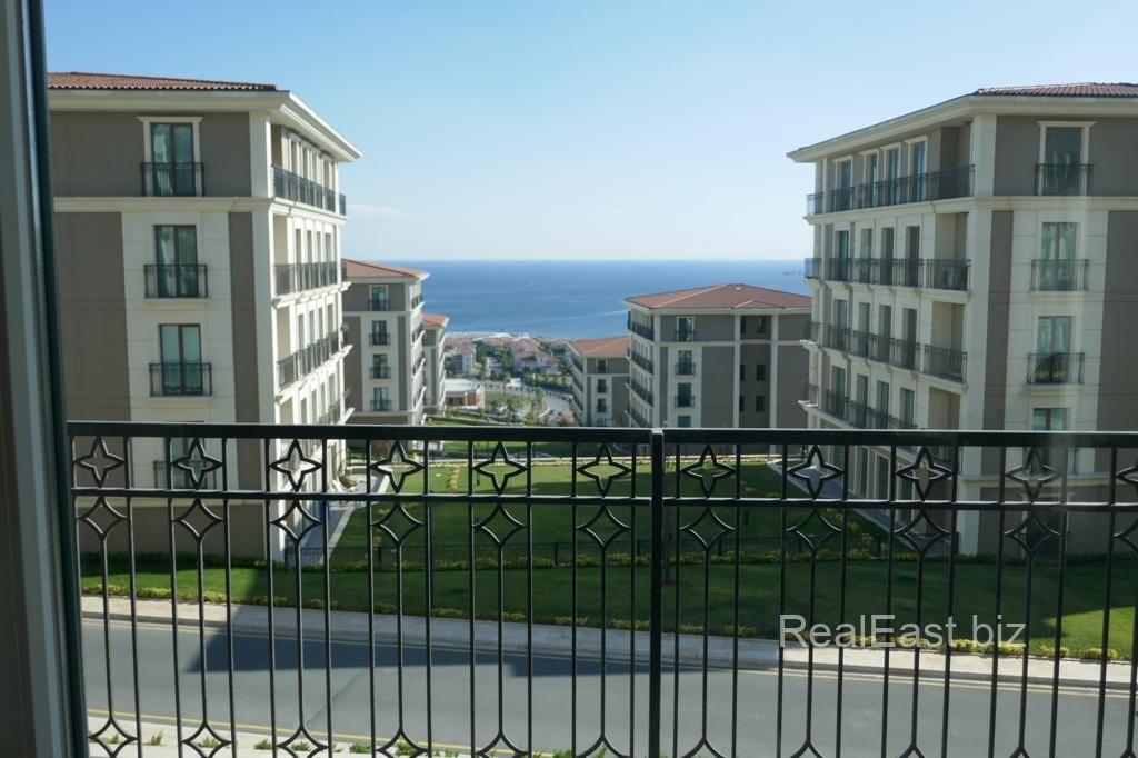 Stunning 3+1 Apartment with Sea View in Istanbul