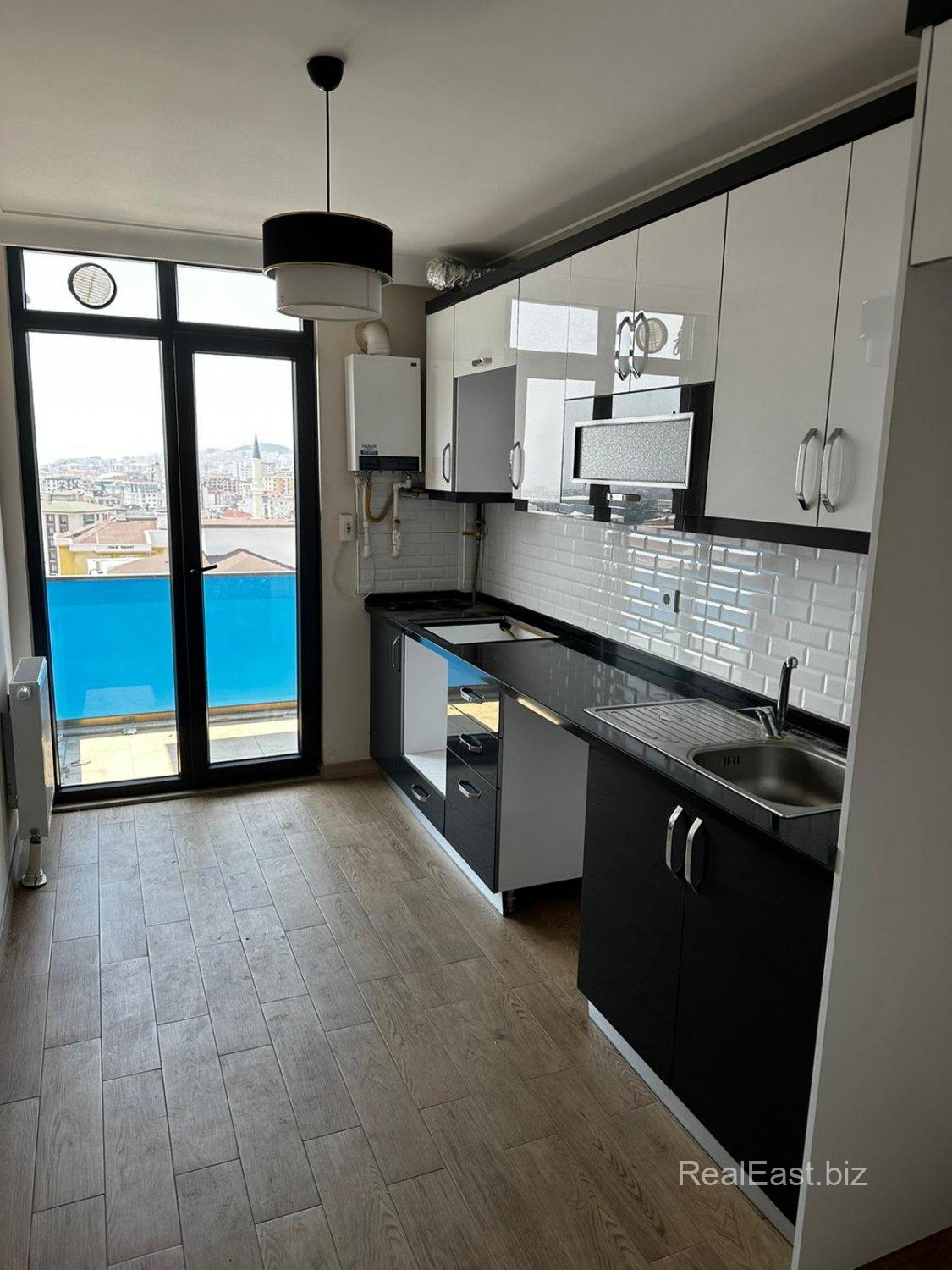 Charming 2+1 Apartment in Vibrant Istanbul