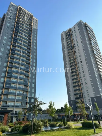 Modern Apartment in Vibrant Bagcilar