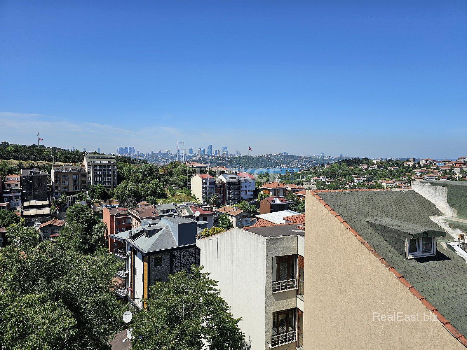 Breathtaking Penthouse with Bosphorus View in Üsküdar