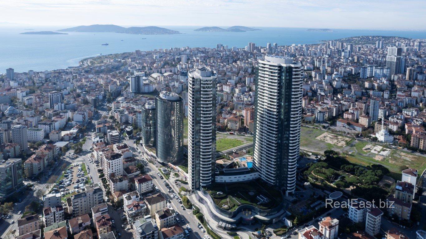 Spacious 4+1 Apartment in Kartal, Istanbul