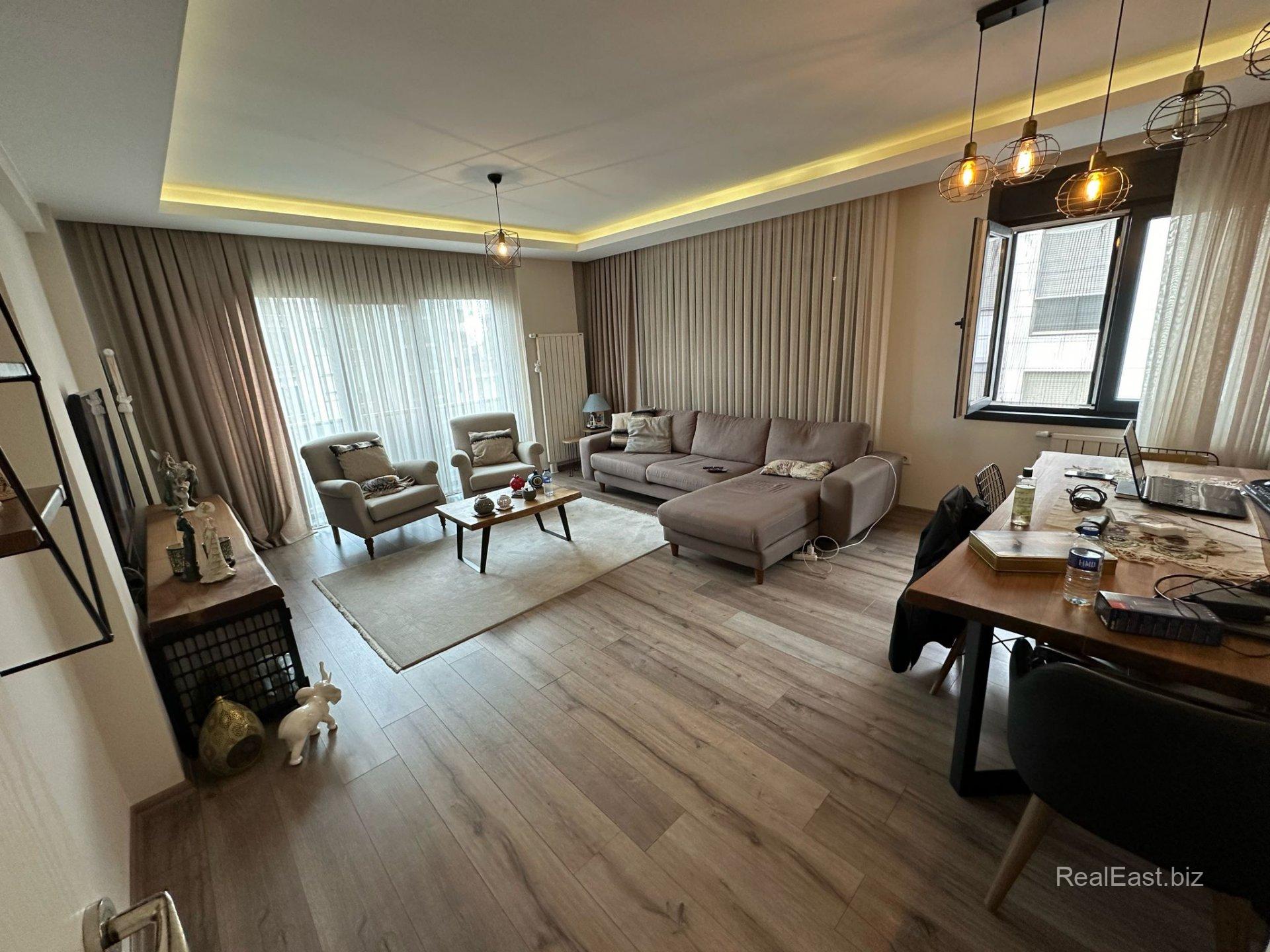 Charming 2+1 Apartment in Vibrant Istanbul