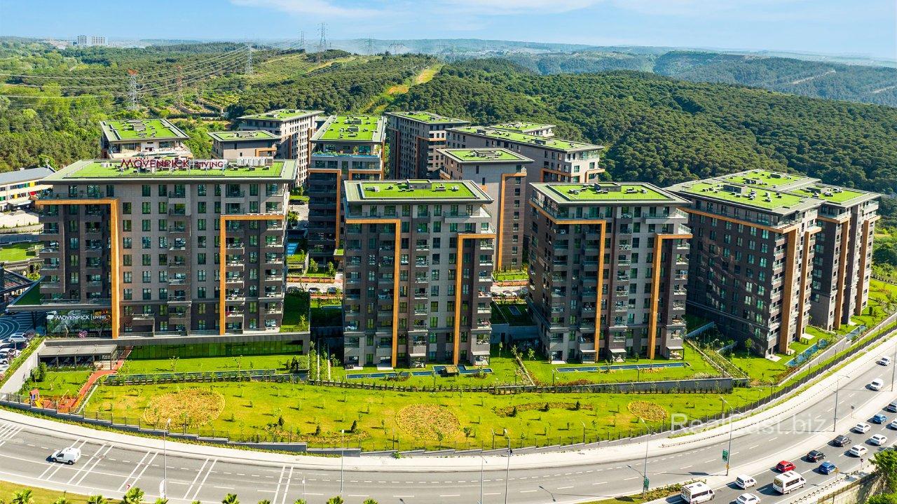 Spacious 4+1 Apartment in Istanbul's Vibrant Marmara Region