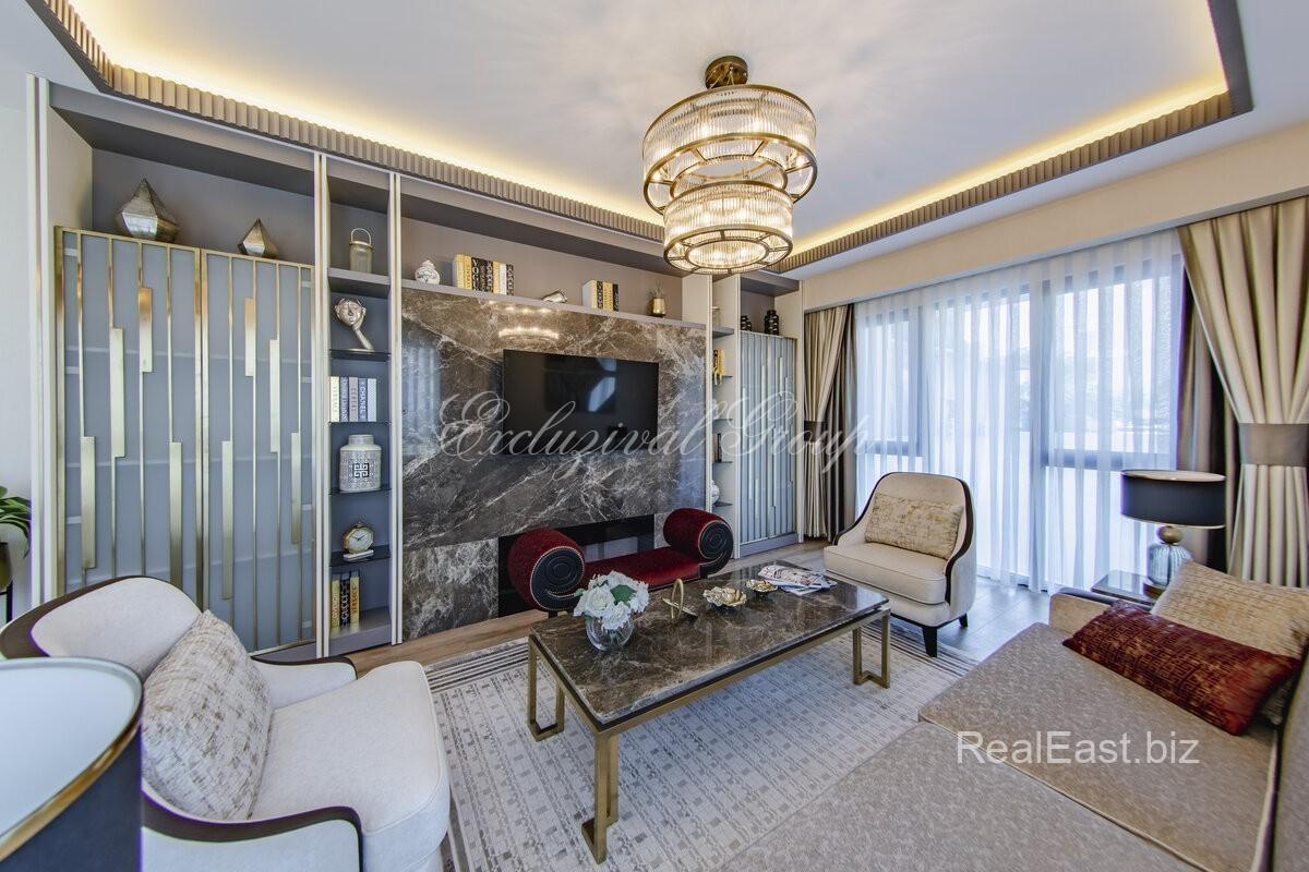 Stunning 2-Bedroom Apartment with Sea View in Istanbul
