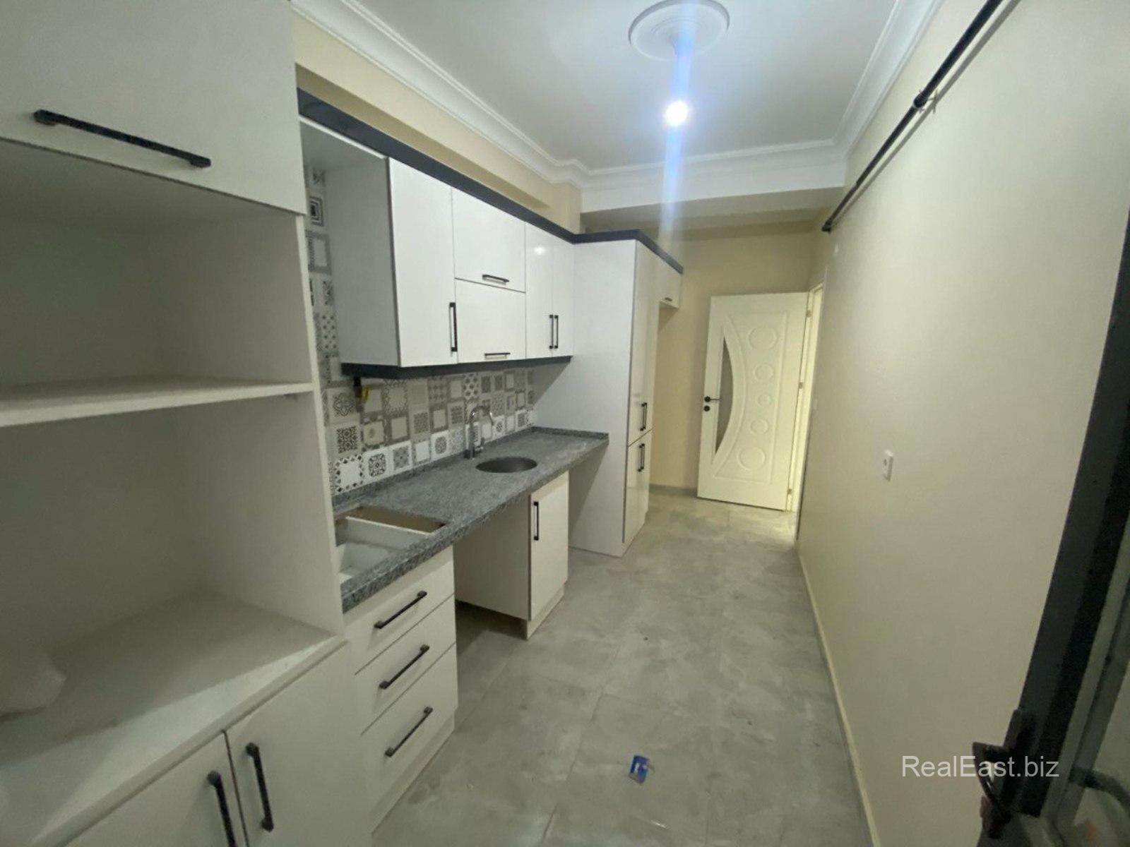 Charming 2+1 Apartment in Istanbul’s Vibrant Neighborhood