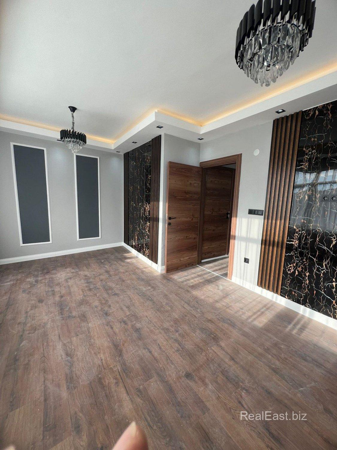 Spacious 2+1 Apartment in Vibrant Istanbul