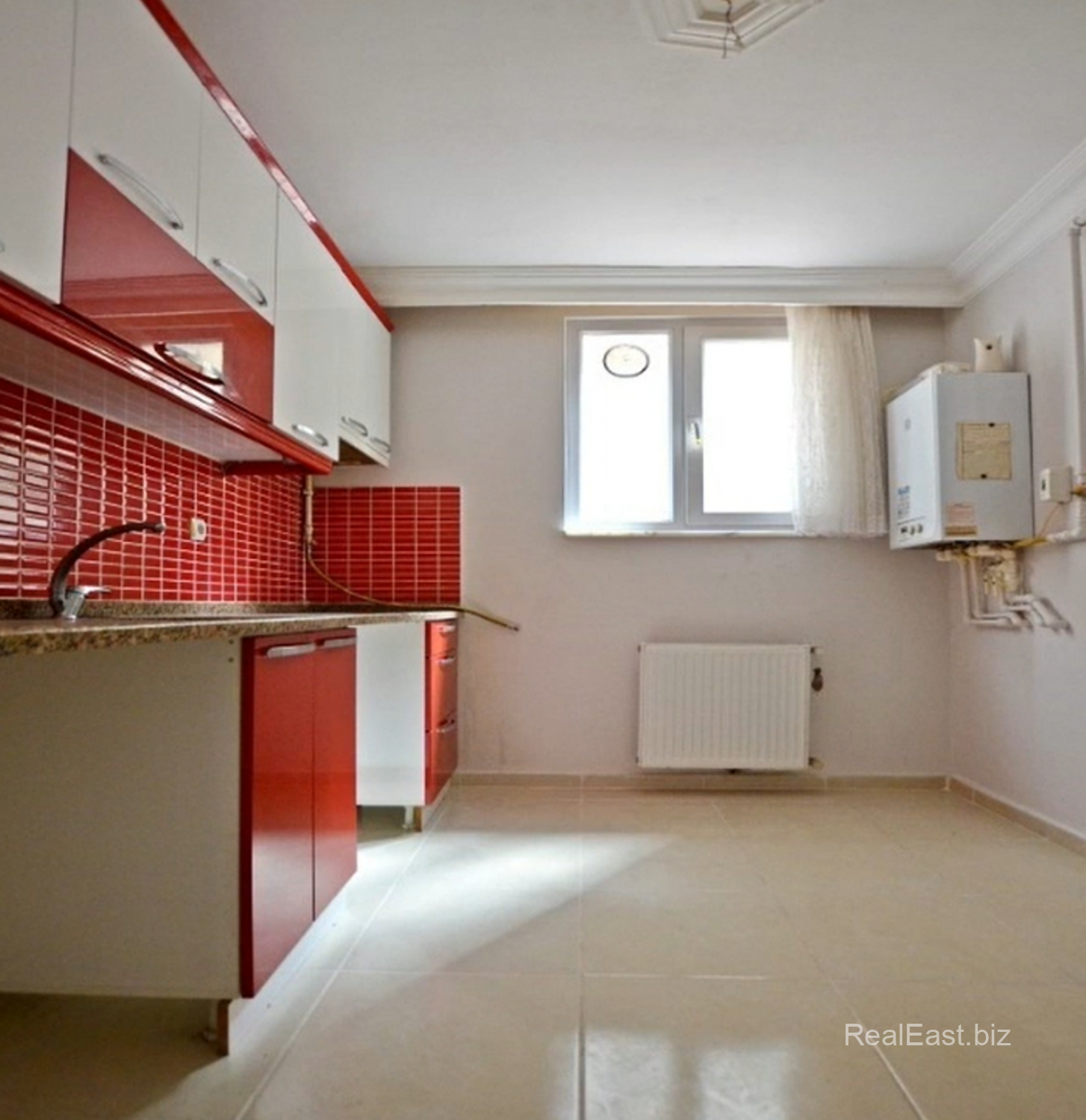 Charming 2+1 Apartment in Istanbul