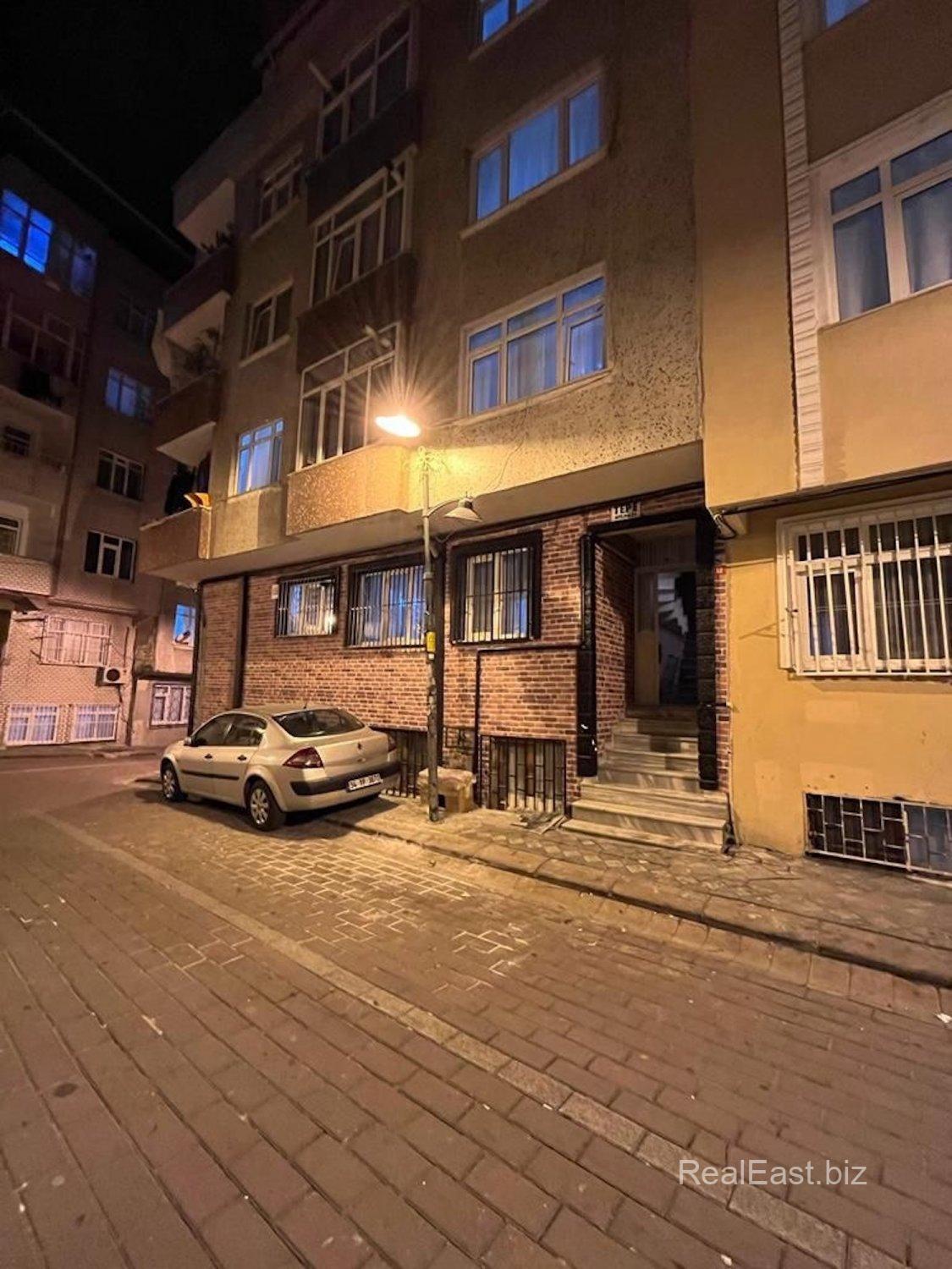 Stylish 2+1 Apartment in the Heart of Istanbul