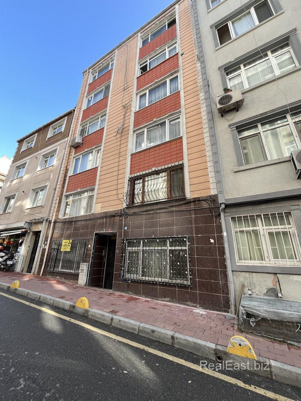 Charming 1+1 Apartment in the Heart of Istanbul