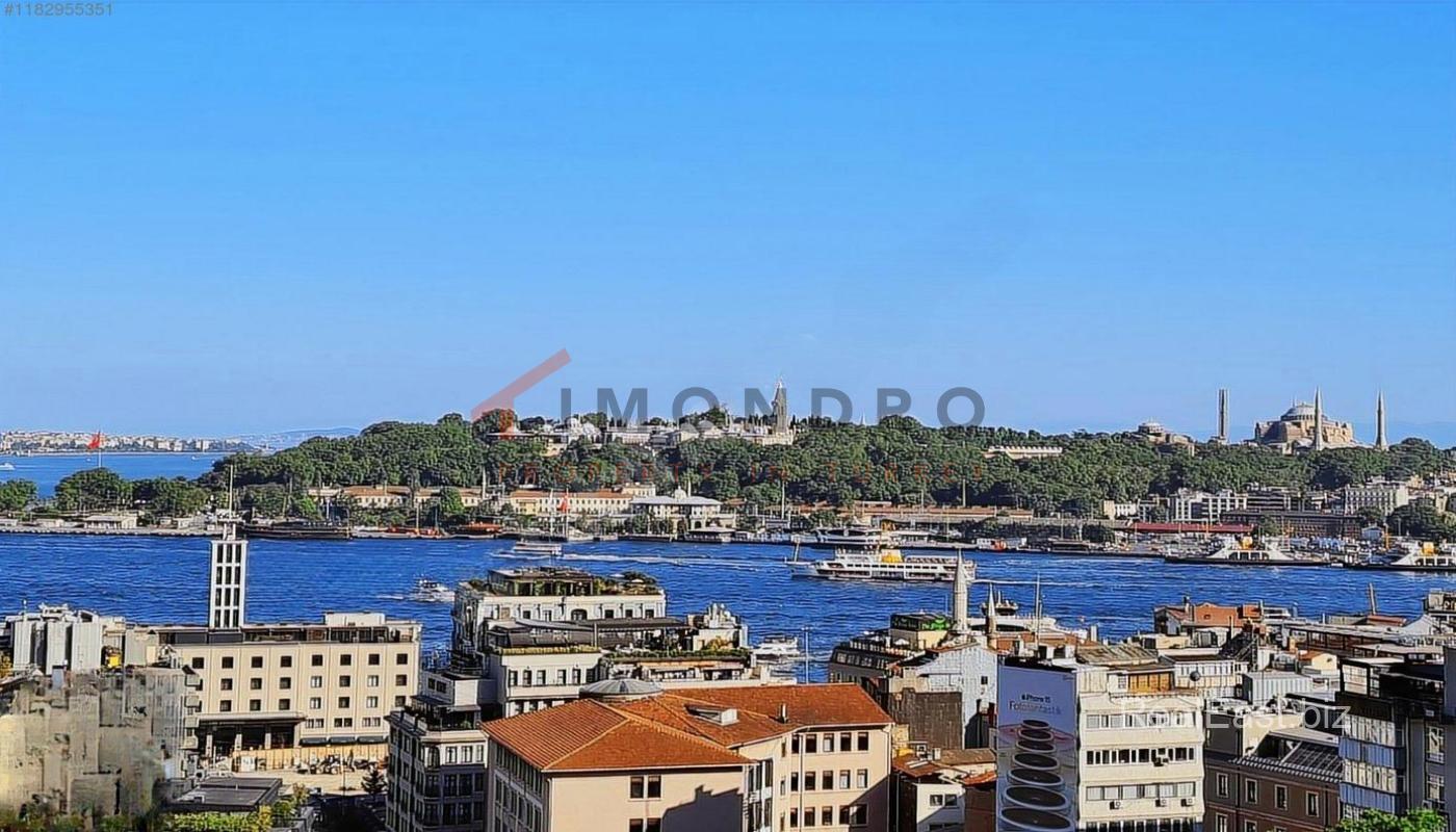 Charming Apartment with Sea View in Beyoglu