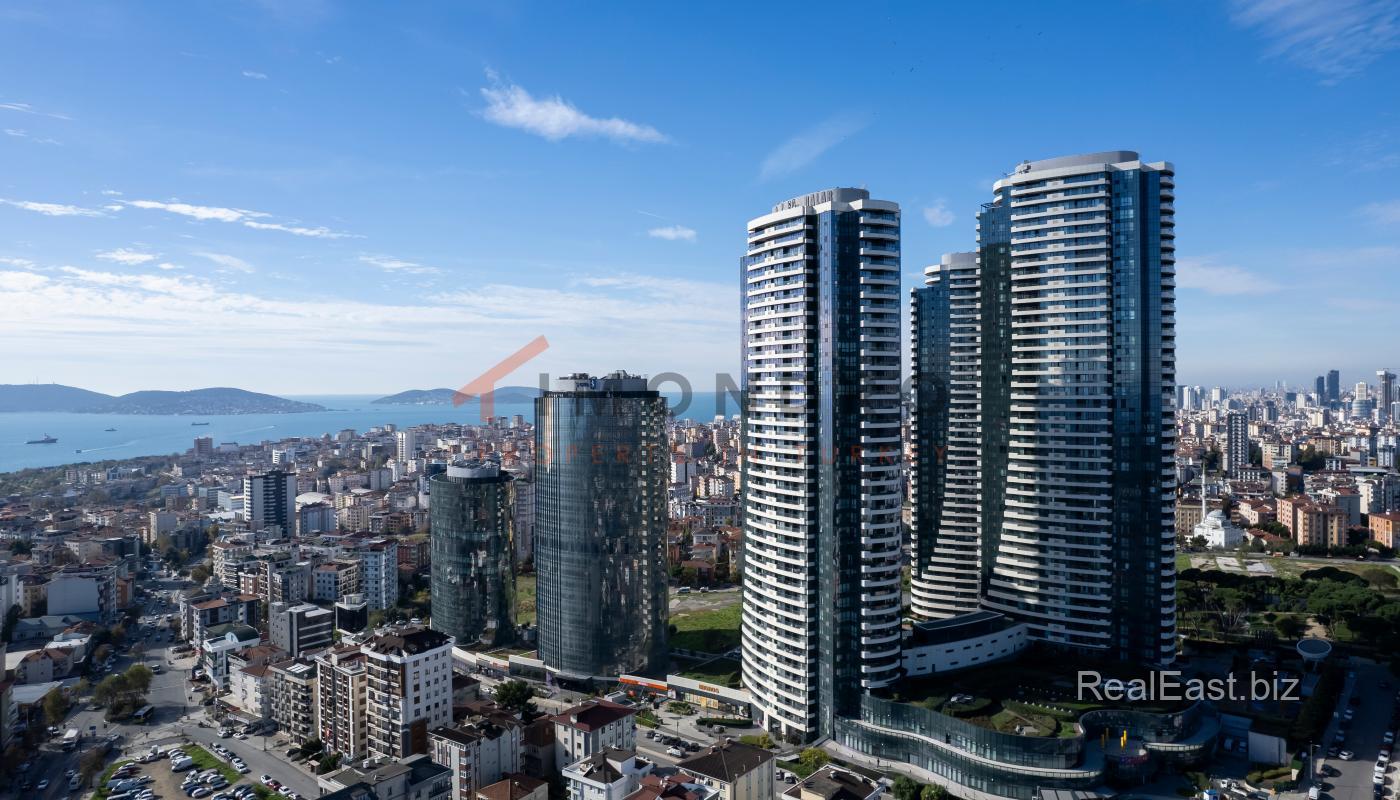 Spacious Apartment with Stunning Sea Views in Kartal, Istanbul