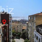 Beyoğlu'nda Geniş Daire, İstanbul (İlan No: 9633)