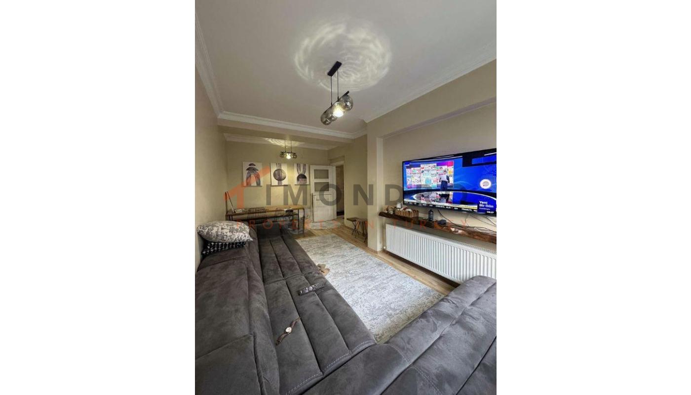 Spacious Apartment in a Prime Location of Beylikduzu, Istanbul